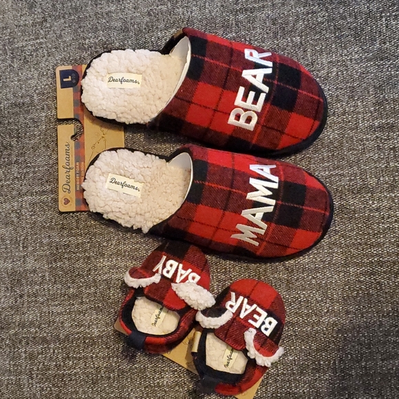 dearfoams Shoes - Mama Bear and Baby Bear Slippers